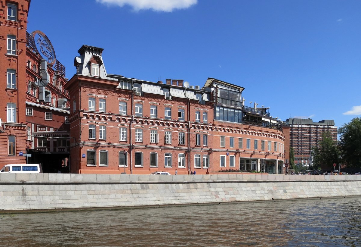 Москва, Берсеневская набережная, 6 стр. 2; Берсеневская набережная, 6 стр. 1