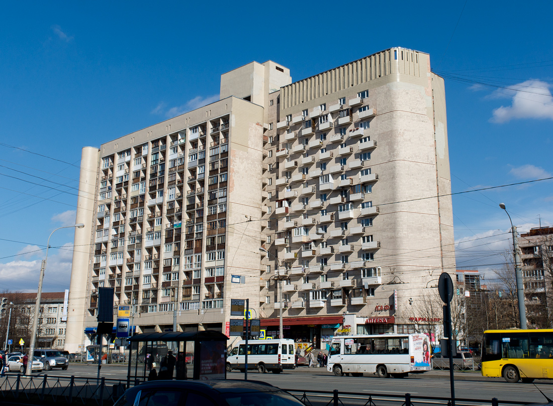 Санкт-Петербург, Наличная улица, 51