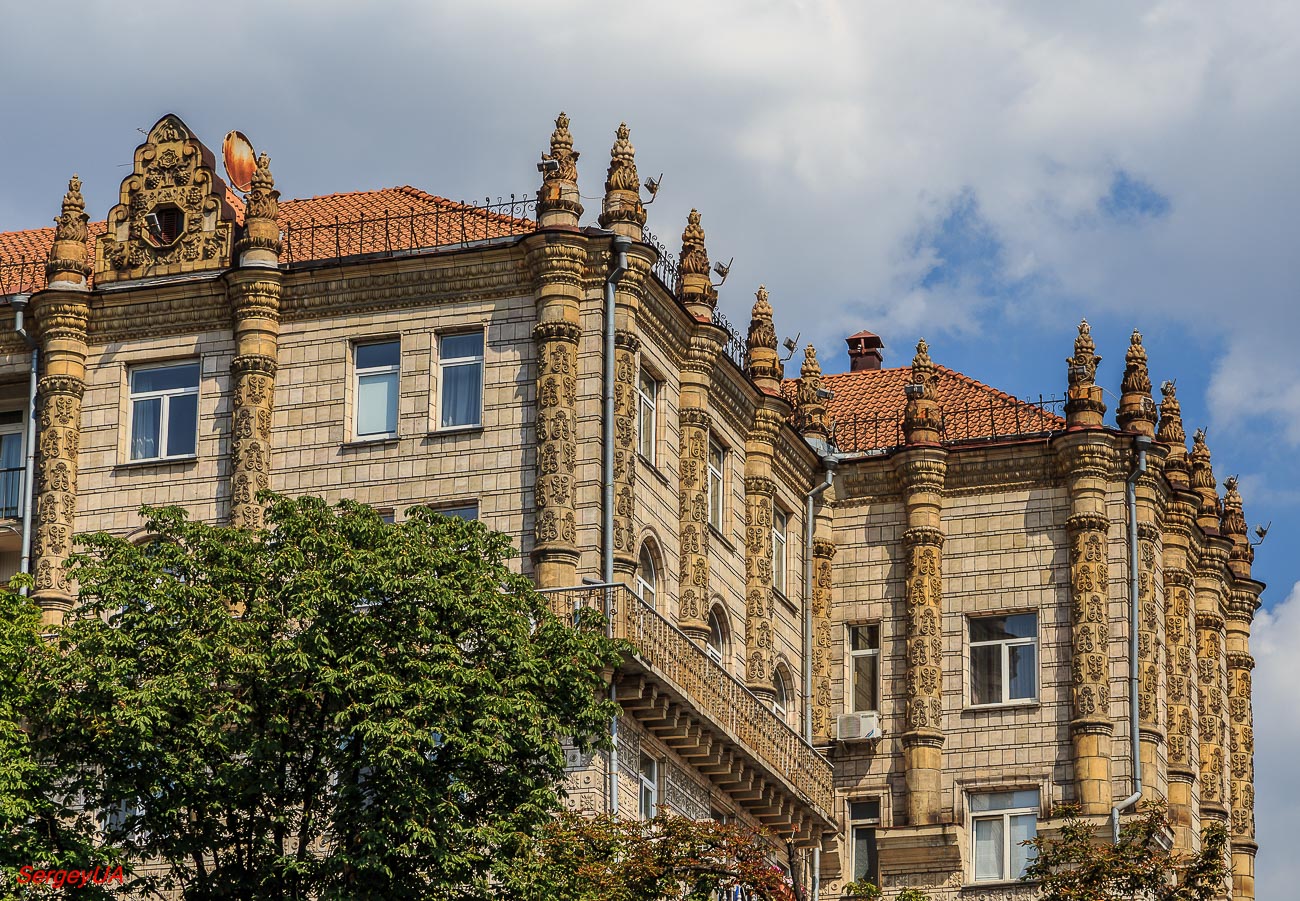 Киев, Улица Крещатик, 17