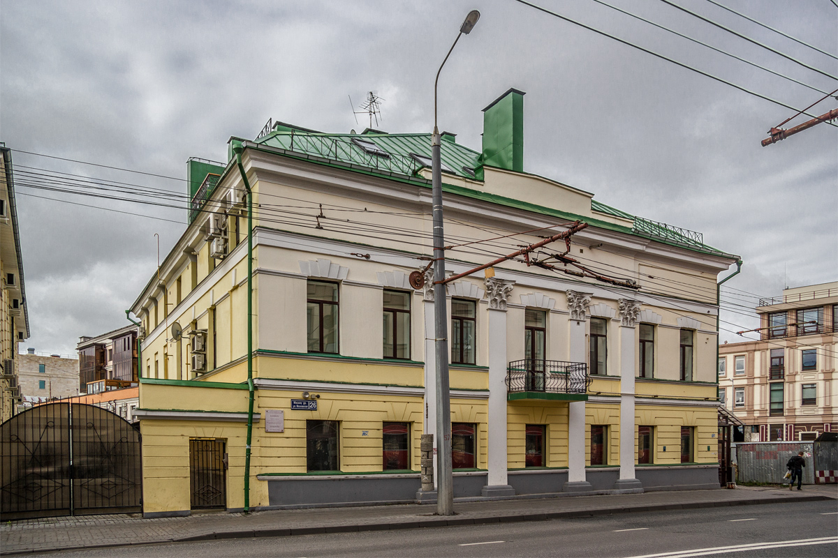 Казань, Московская улица, 26 / Улица Чернышевского, 31 Казань, Московская улица, 26 / Улица Чернышевского, 31