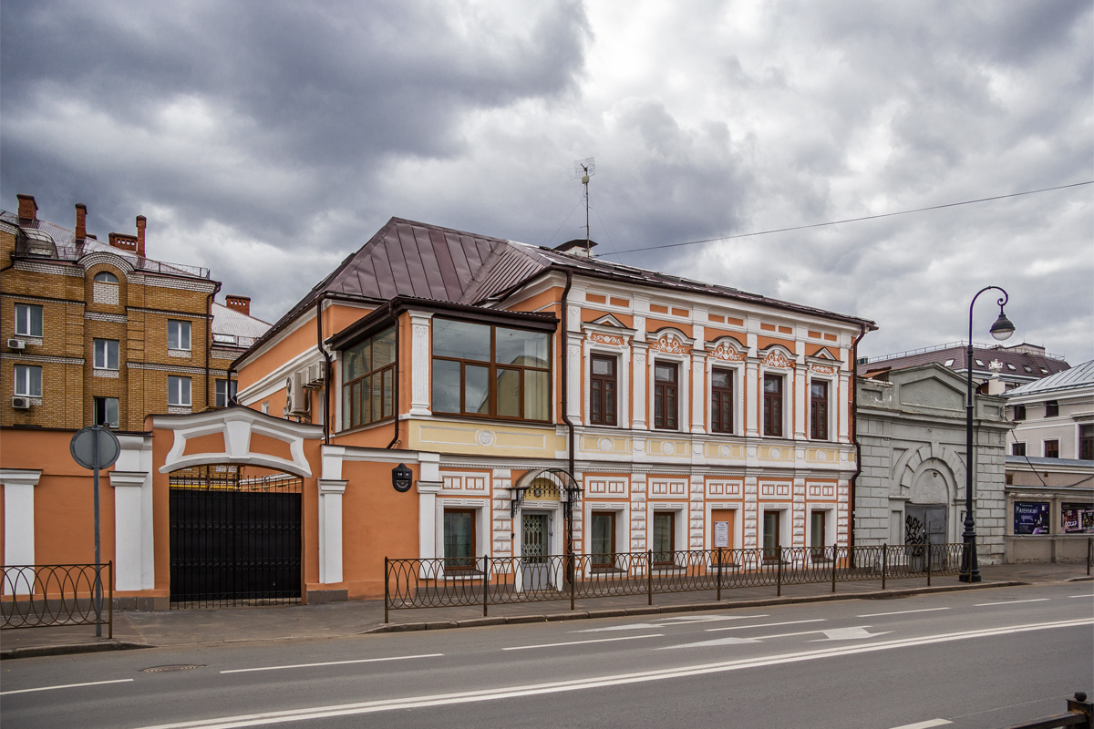 Казань, Улица Островского, 14; Улица Островского, 12