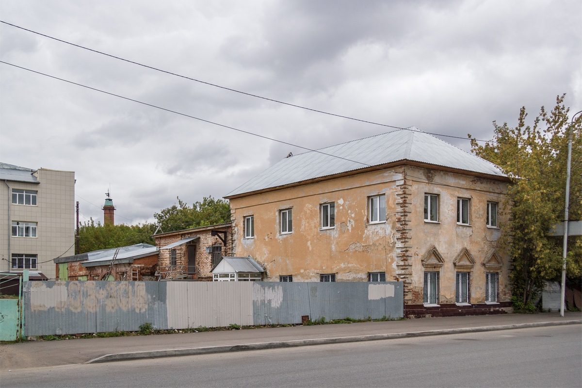 Казань, Улица Сары Садыковой, 57 Казань, Улица Сары Садыковой, 57