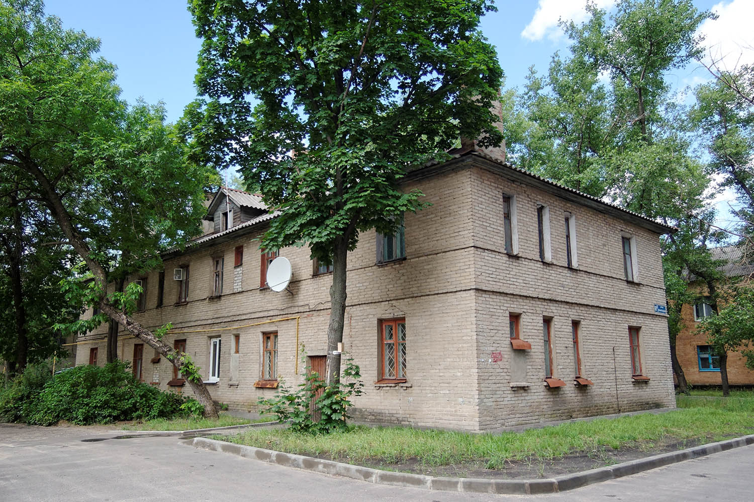 Воронеж, Ленинградская улица, 68А