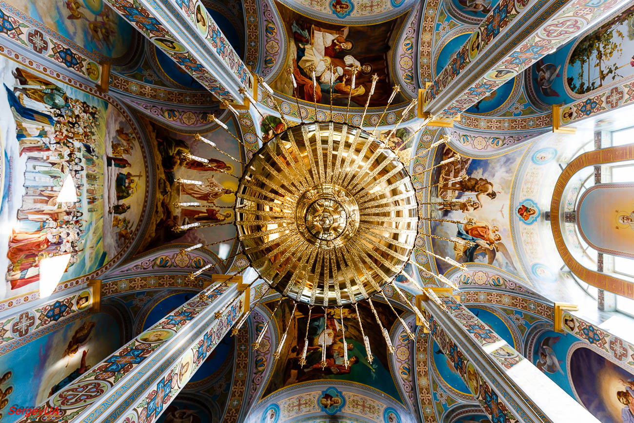 Мукачевский район, прочие н.п., С. Лавки, Монастырская улица, 1