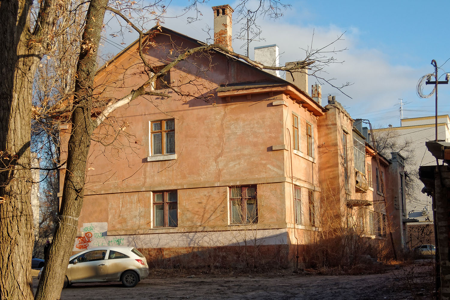 Воронеж, Ленинградская улица, 114А