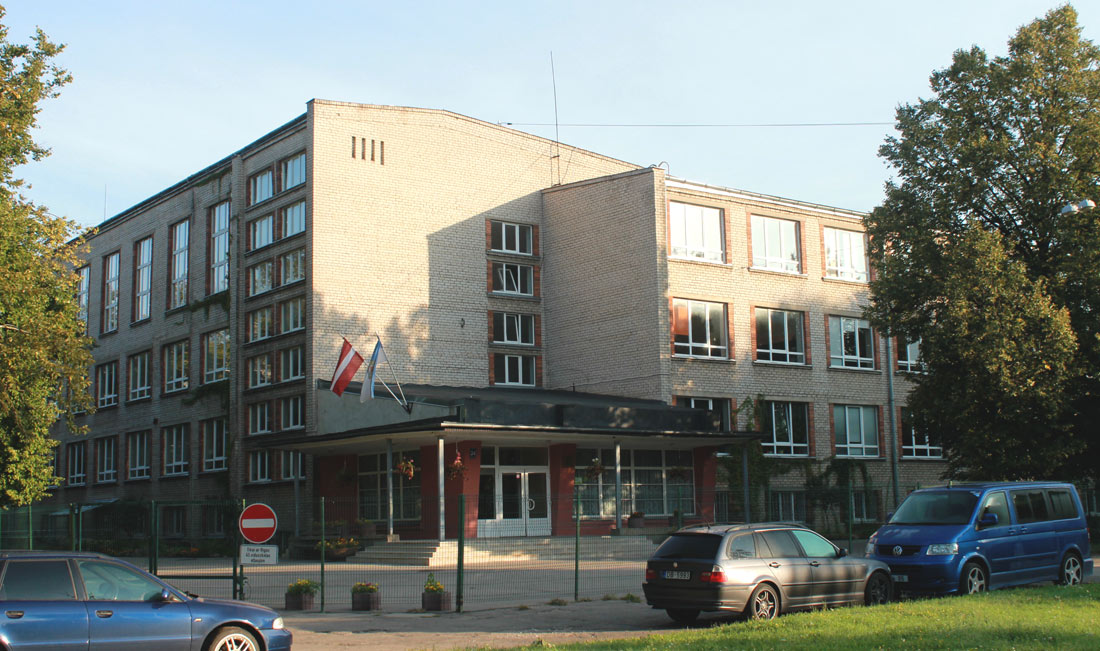 Рига, Ropažu iela, 34