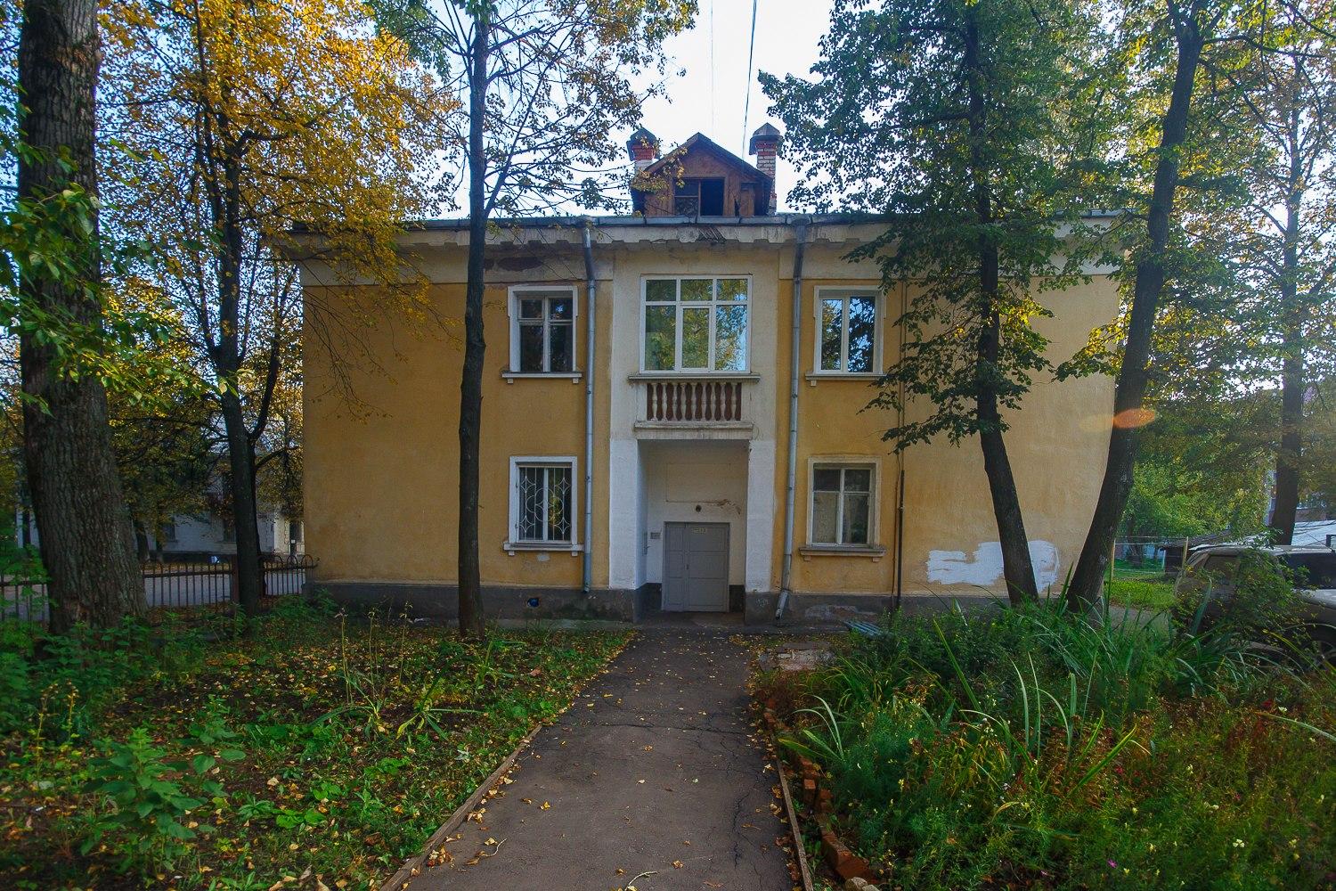 Глазов, Улица Мира, 8