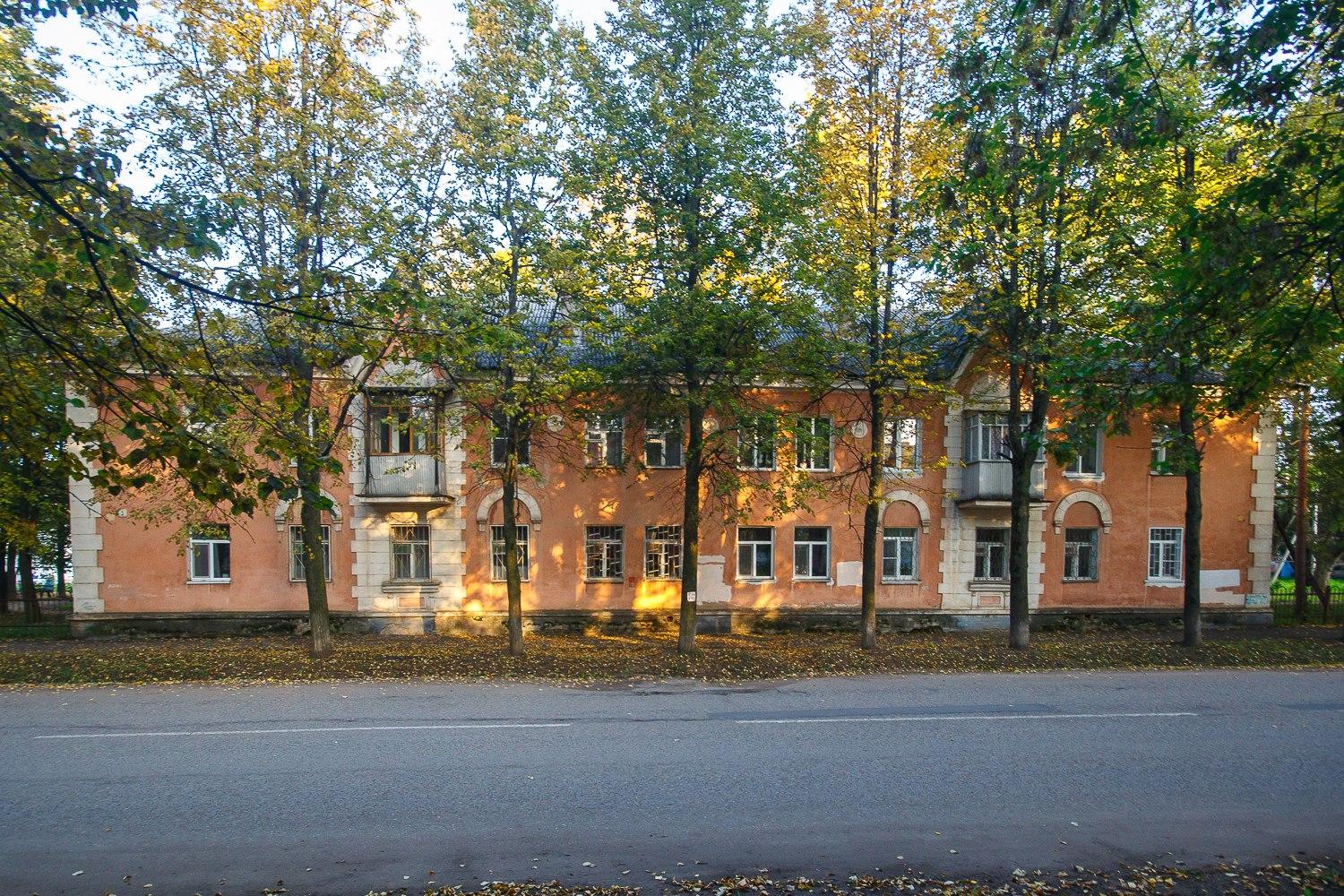 Glazov, Улица Мира, 3