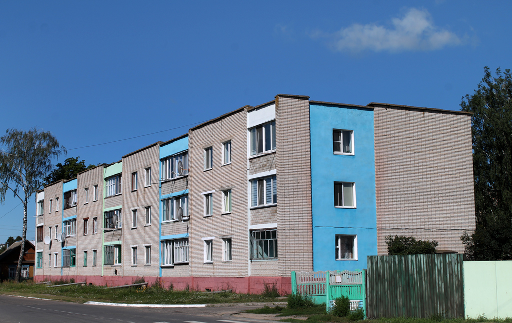 Чечерск, Трудовая улица, 1