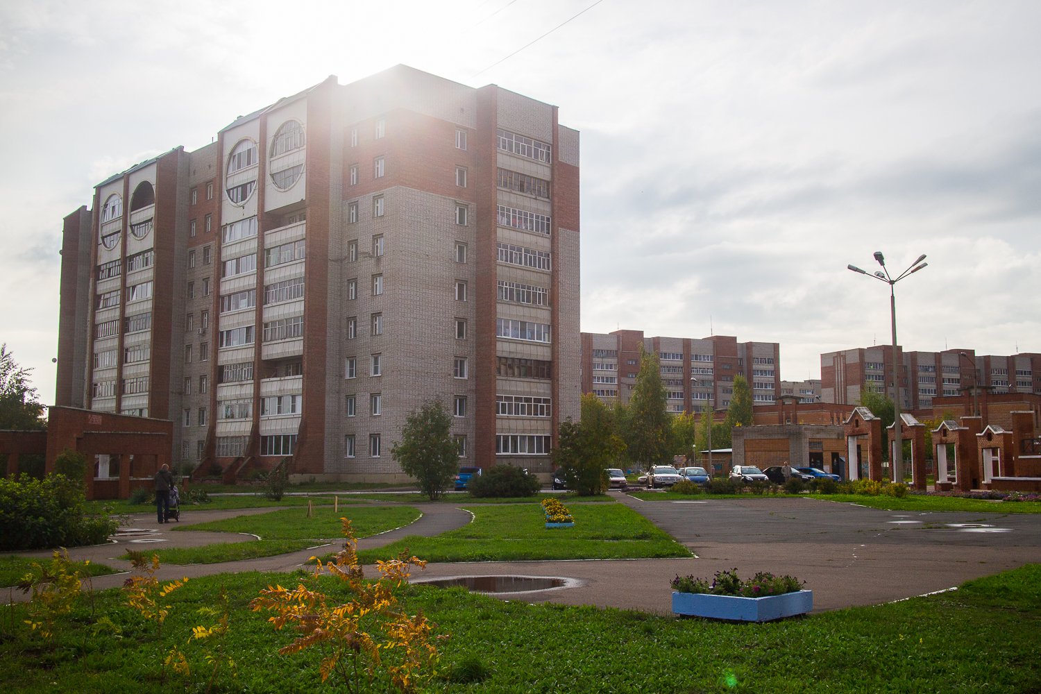 Глазов, Улица Пехтина, 16; Улица Толстого, 47; Улица Толстого, 49