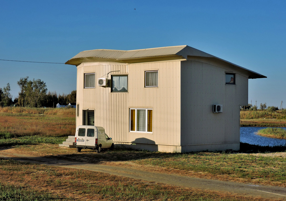 Генический район, прочие н.п., с. Счастливцево, Набережная улица, 3