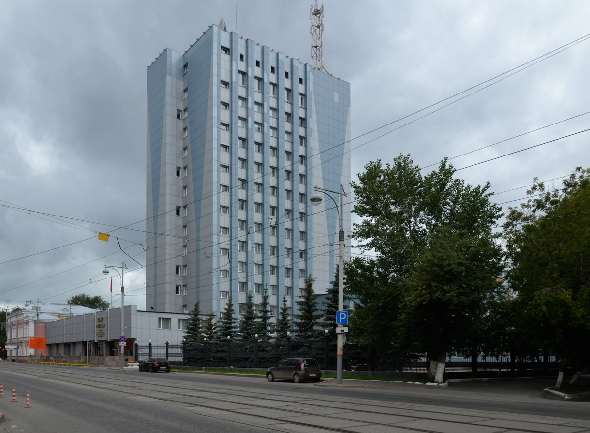 Perm, Улица Ленина, 19
