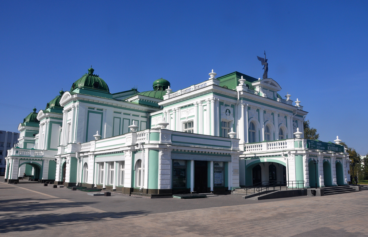 Омск, Улица Ленина, 8А