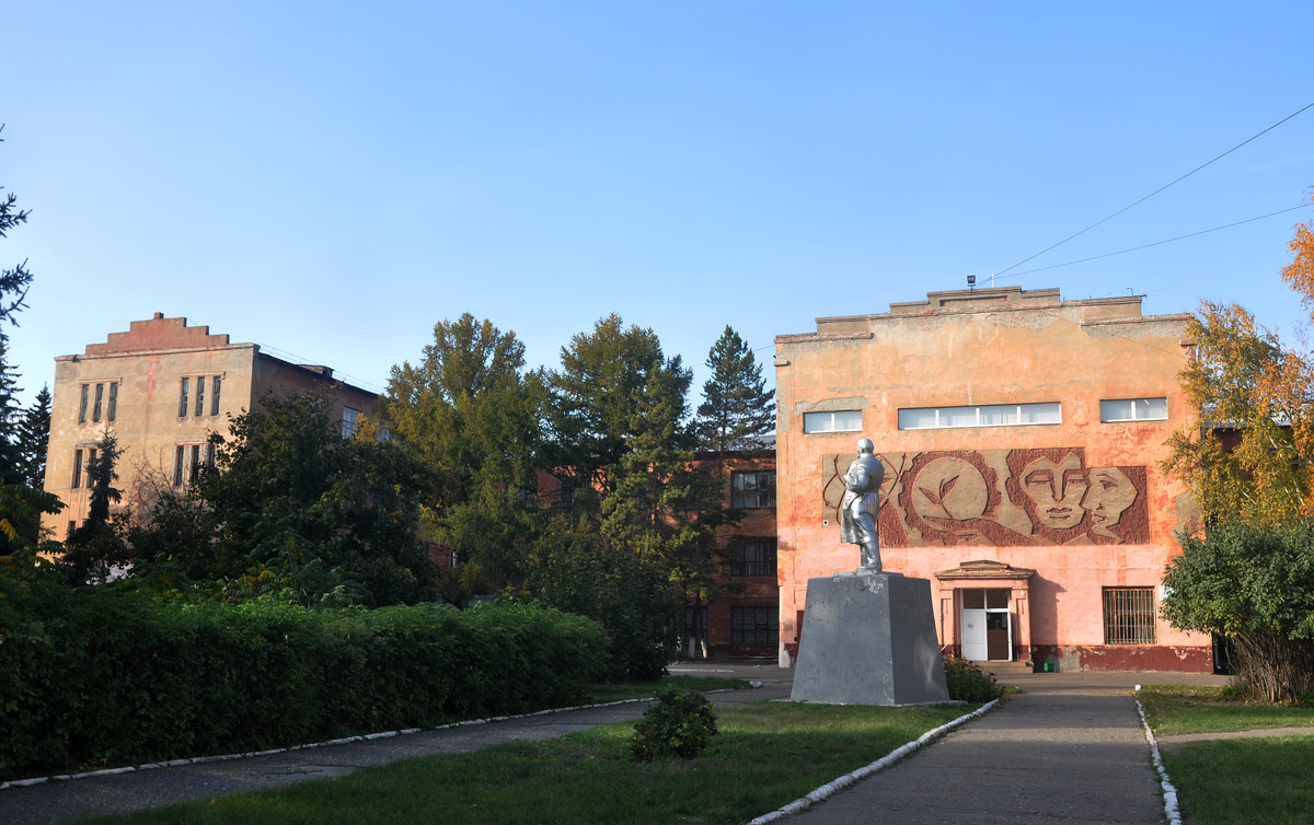 Омск, Сибаковская улица, 4