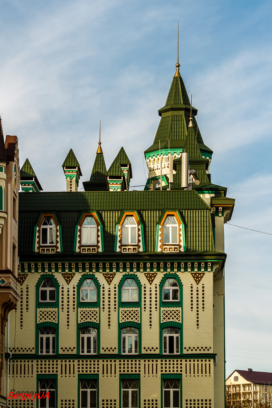 Киев, Кожемяцкая улица, 10А