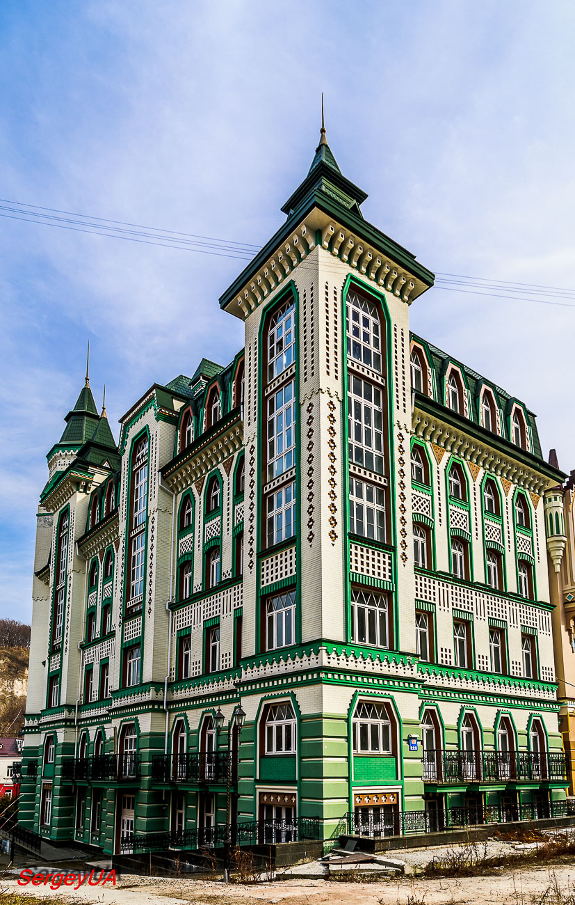 Киев, Кожемяцкая улица, 10А Киев, Кожемяцкая улица, 10А