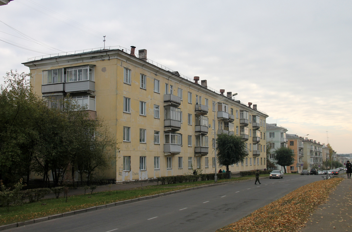 Zheleznogorsk, Школьная улица, 63