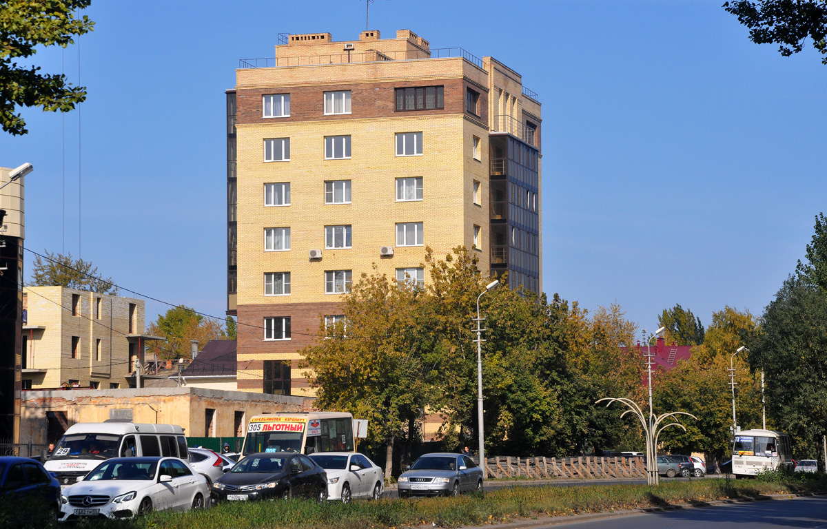 Омск, Улица Химиков, 15; Улица Химиков, 17