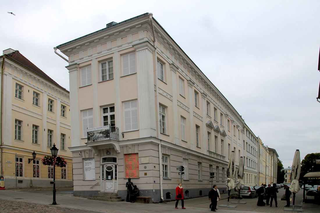 Тарту, Raekoja plats, 18