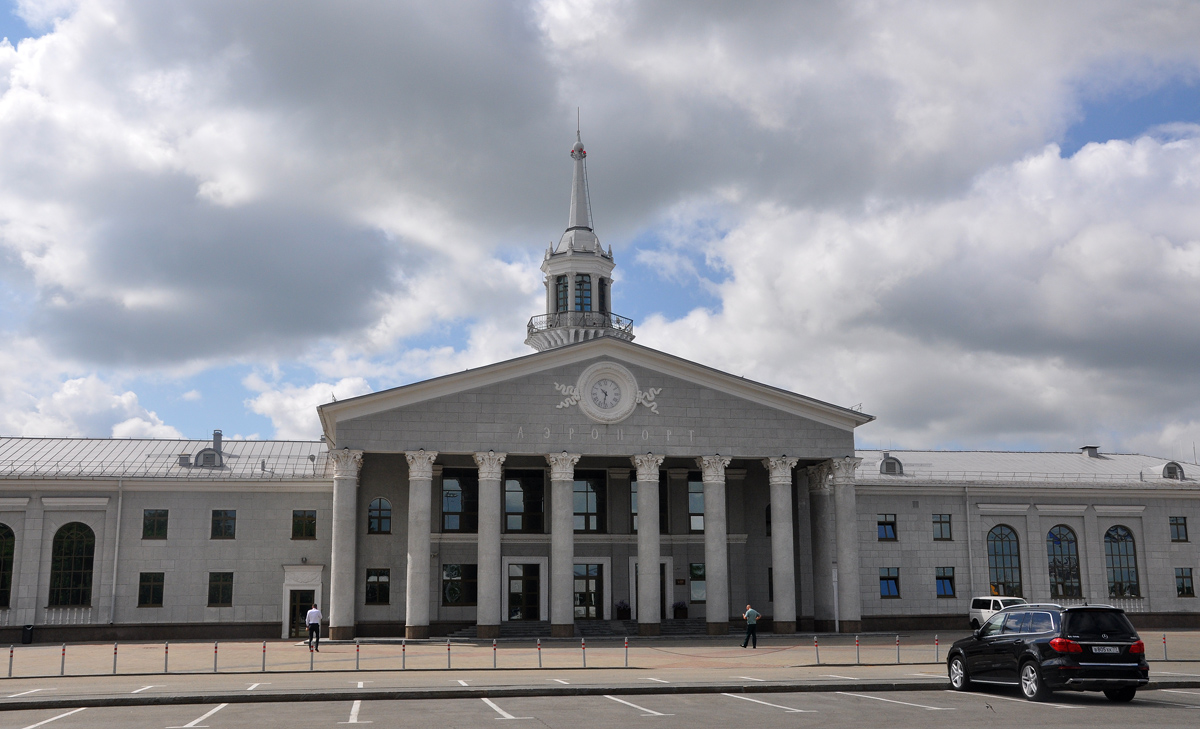 Екатеринбург, Площадь Бахчиванджи, 1/1