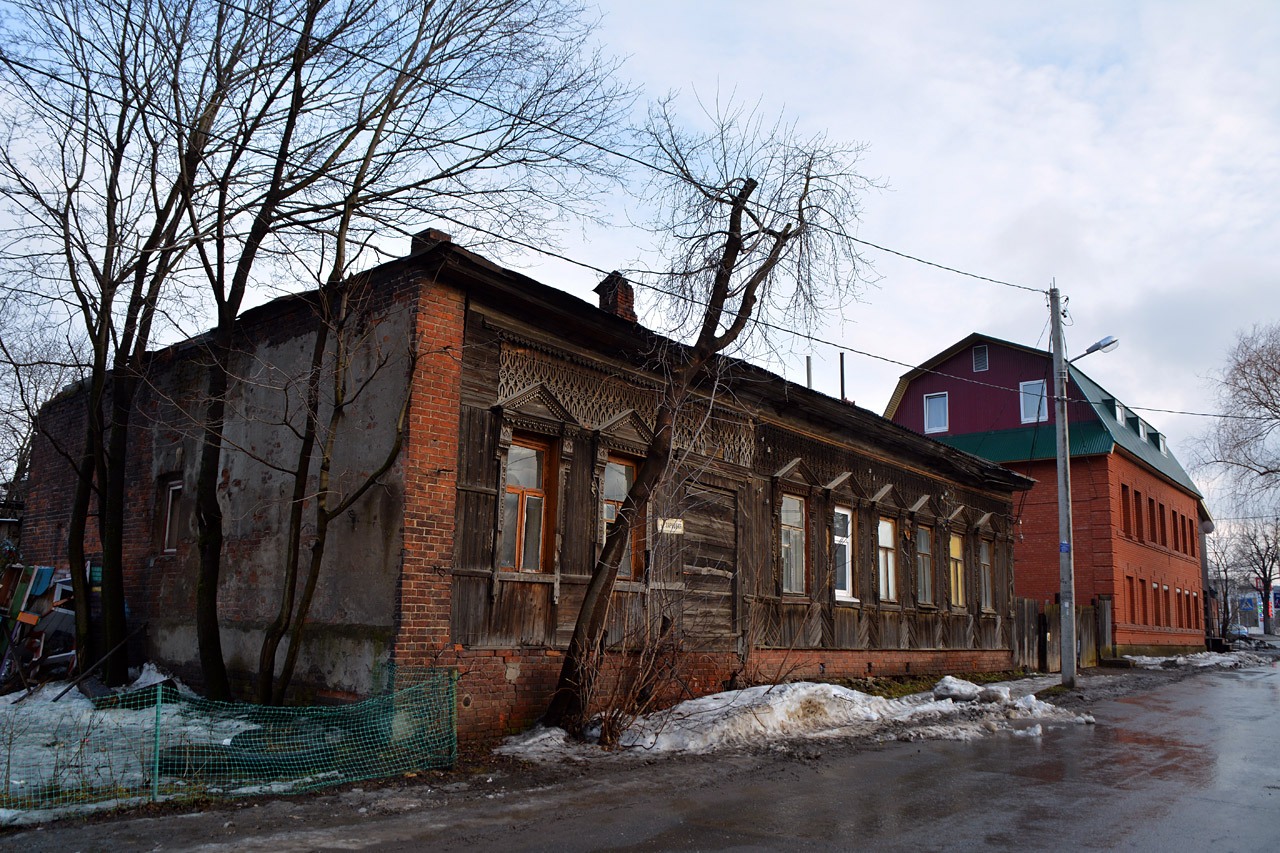 Пермь, Парковая улица, 14; Парковая улица, 12