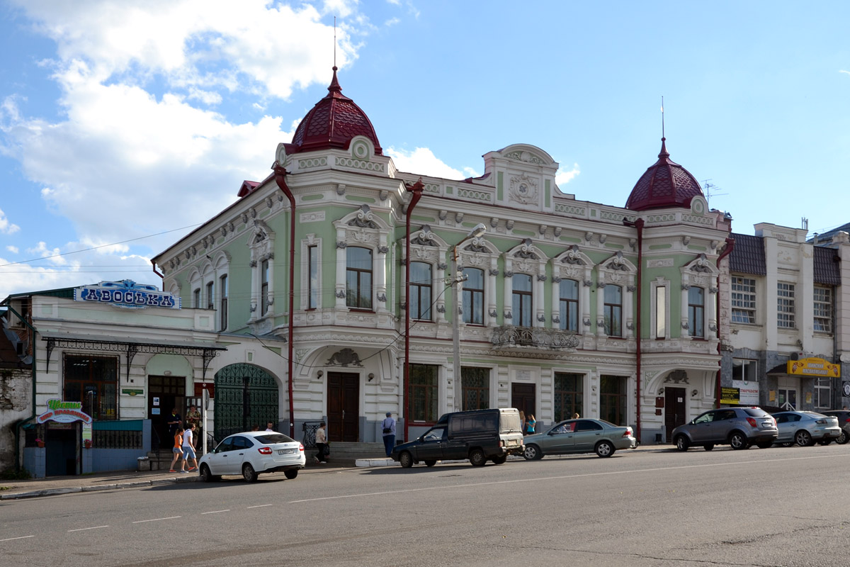 Сарапул, Красная площадь, 7