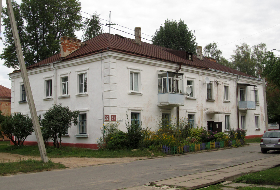 Могилёв, Автозаводская улица, 32