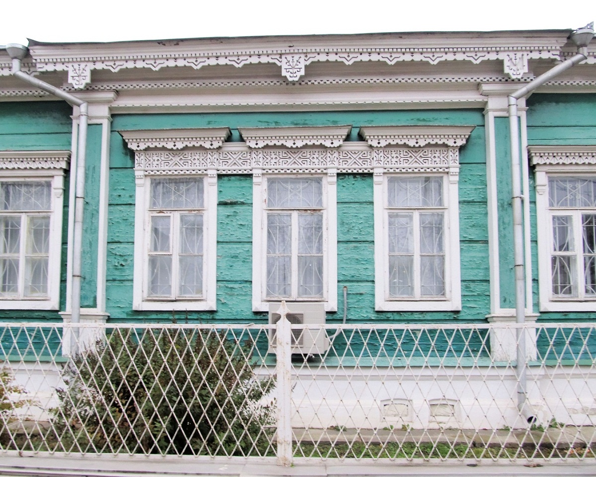Pereslavl-Zalessky, Советская улица, 22 (Старый корпус). Резные орнаменты (кроме наличников)