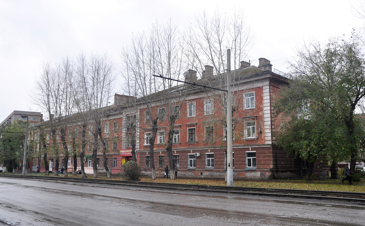 Омск, Улица Серова, 20