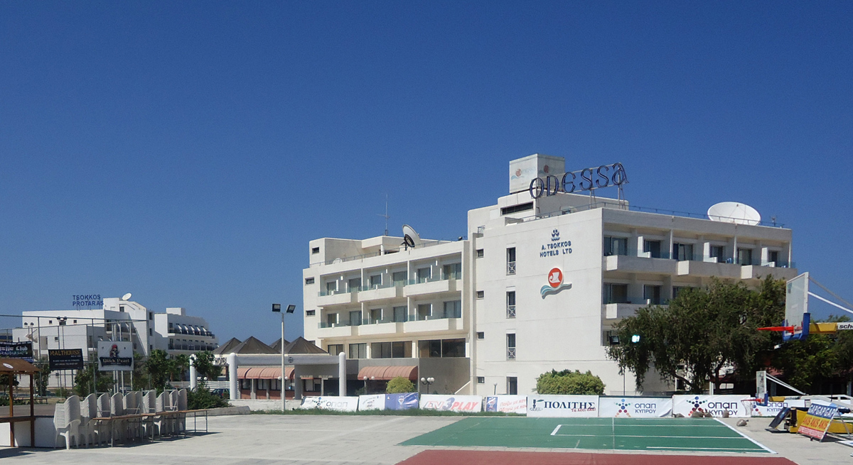 Паралимни, Οδος Λευκολλας, ?; Οδος Αμφιτρίτης, 3
