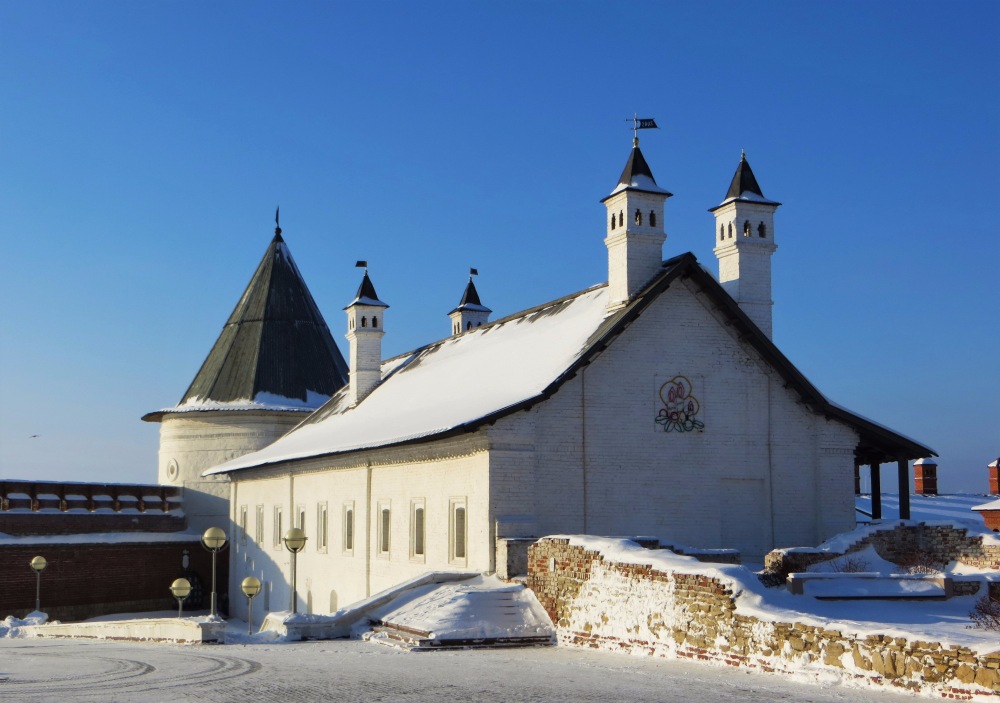 Казань, Кремль, 16 корп. 2; Кремль, Безымянная башня