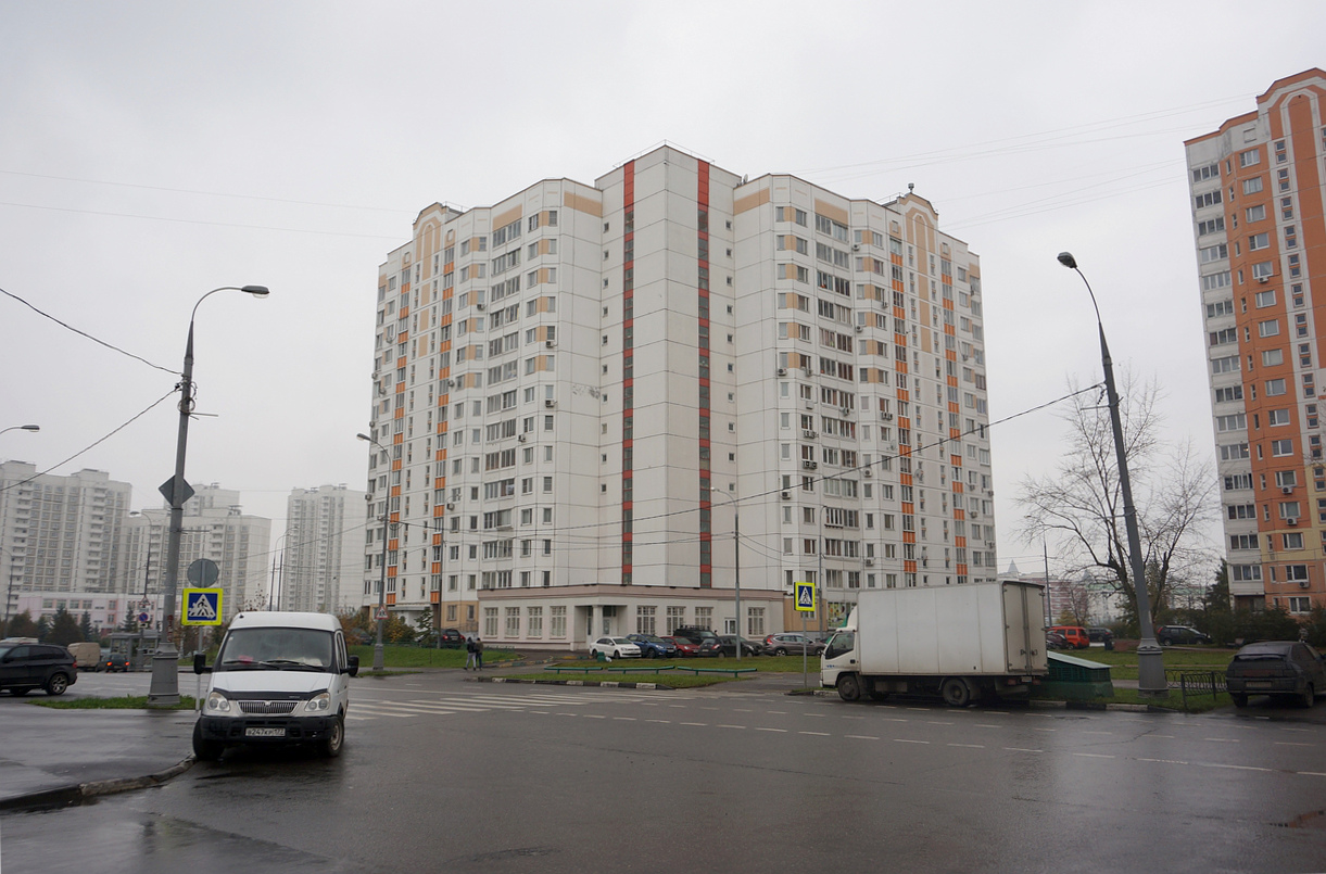 Moscow, Улица Адмирала Лазарева, 19