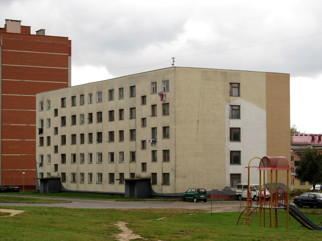 Горки, Улица Суворова, 2