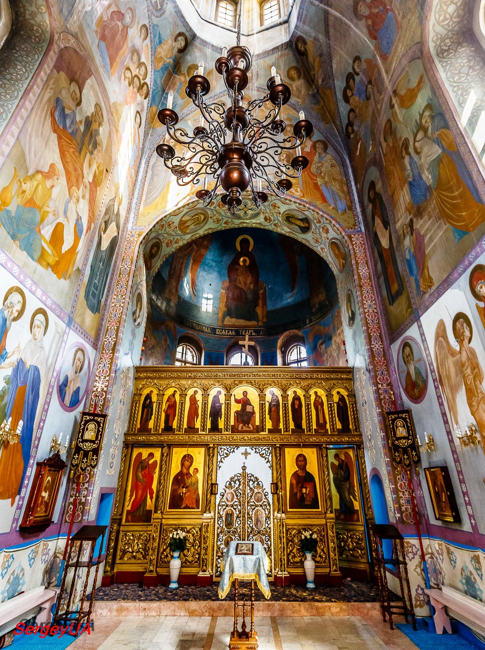 Киев, Лаврская улица, 9 корп. 59