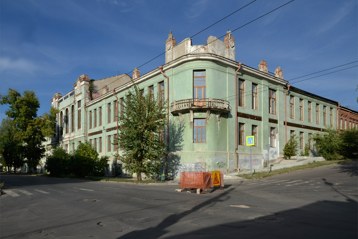 Самара, Улица Алексея Толстого, 31-33