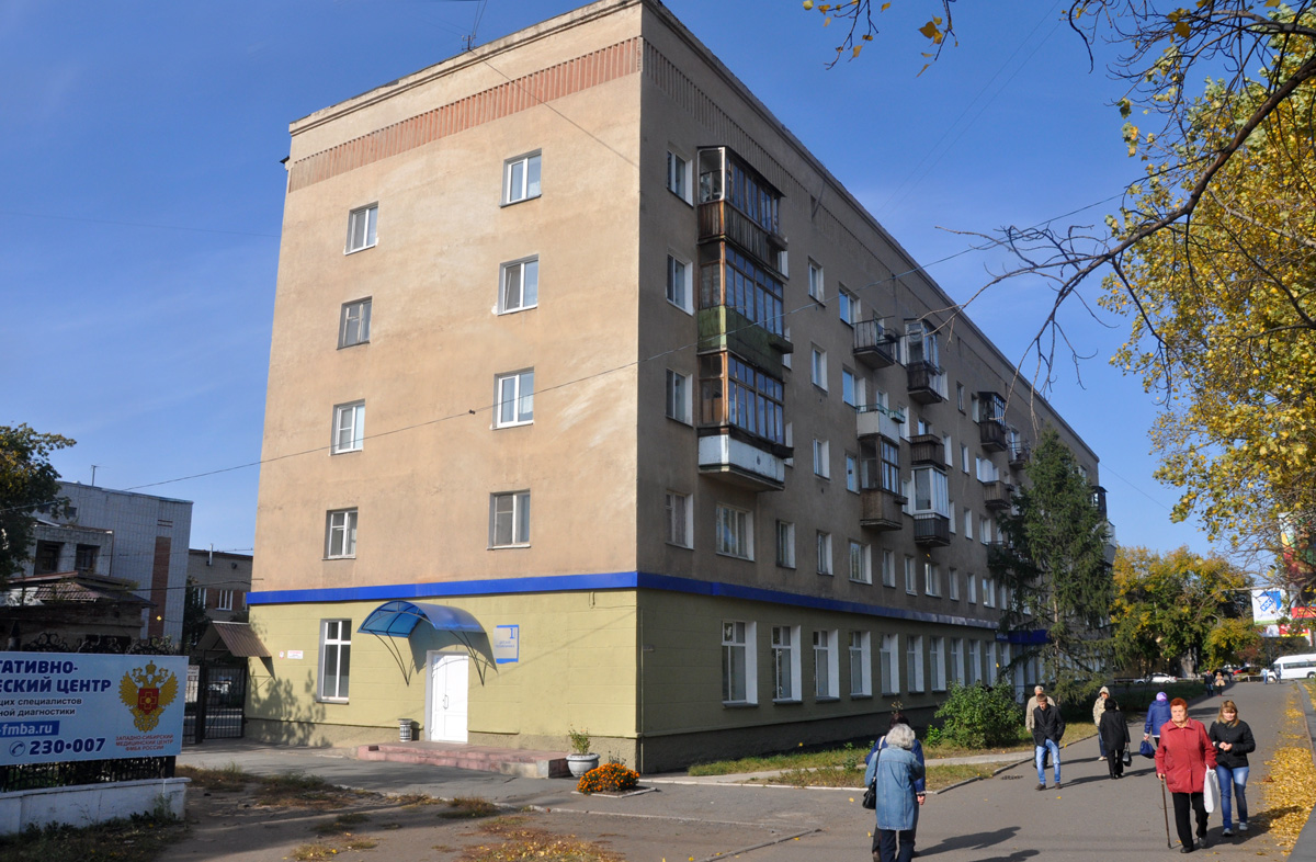 Омск, Улица Красный Путь, 127 / 2-я Затонская улица, 22