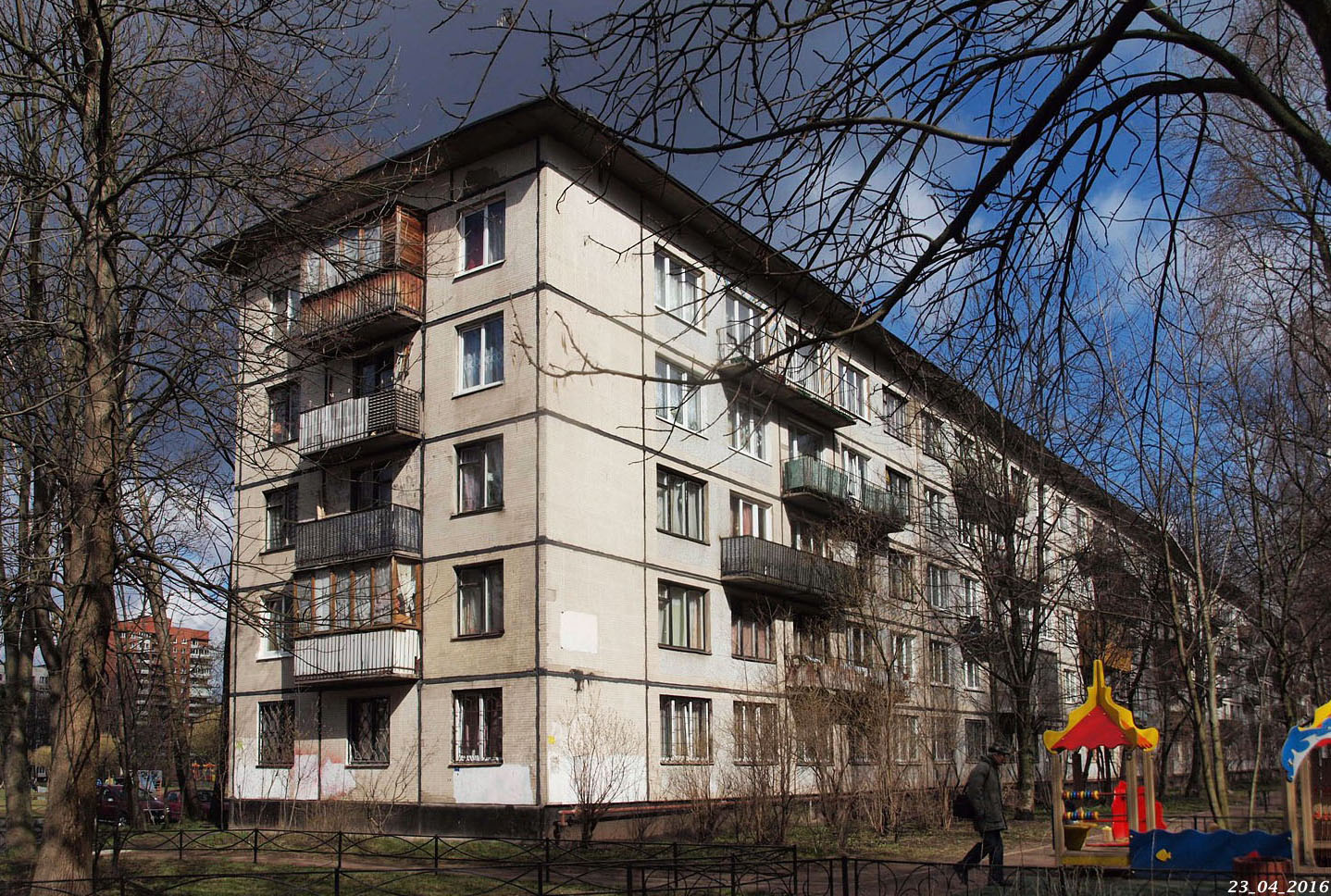 Санкт-Петербург, Учительская улица, 17 корп. 2