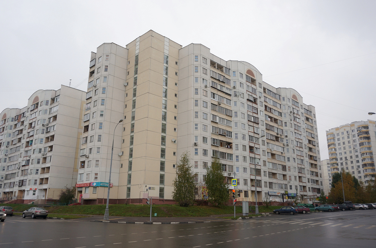 Москва, Улица Адмирала Лазарева, 36