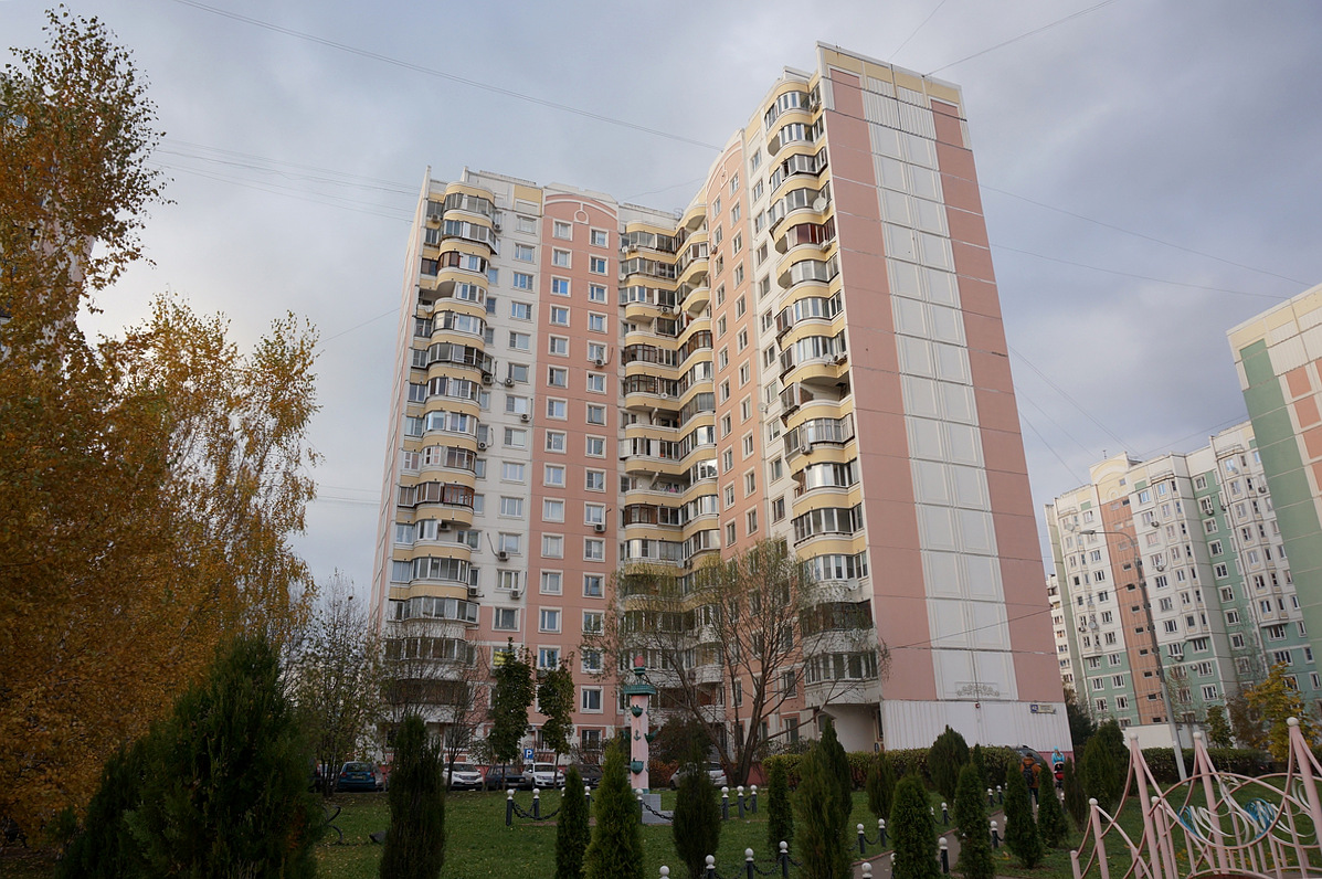 Москва, Улица Адмирала Лазарева, 42 корп. 2