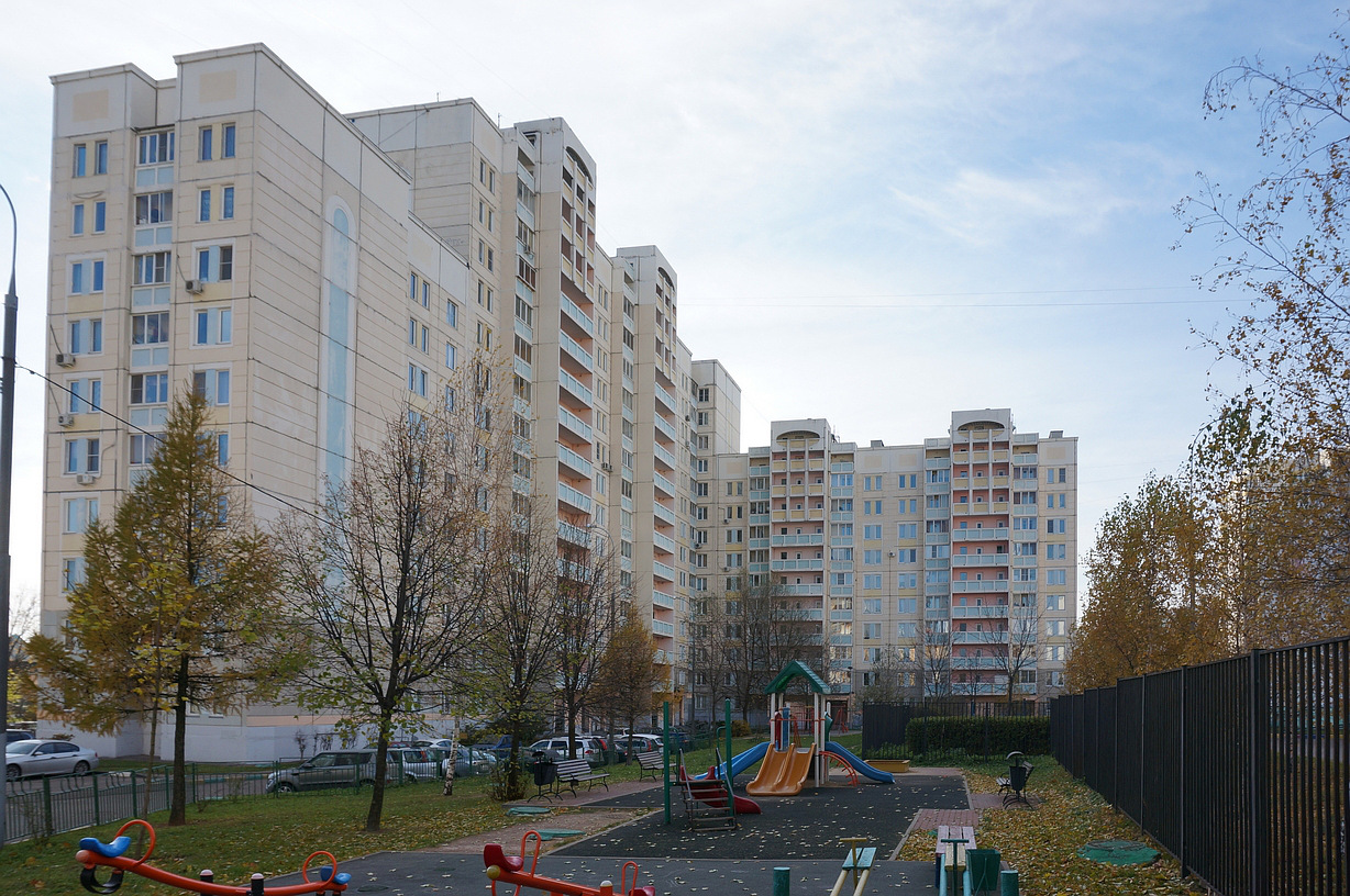 Москва, Улица Адмирала Руднева, 12