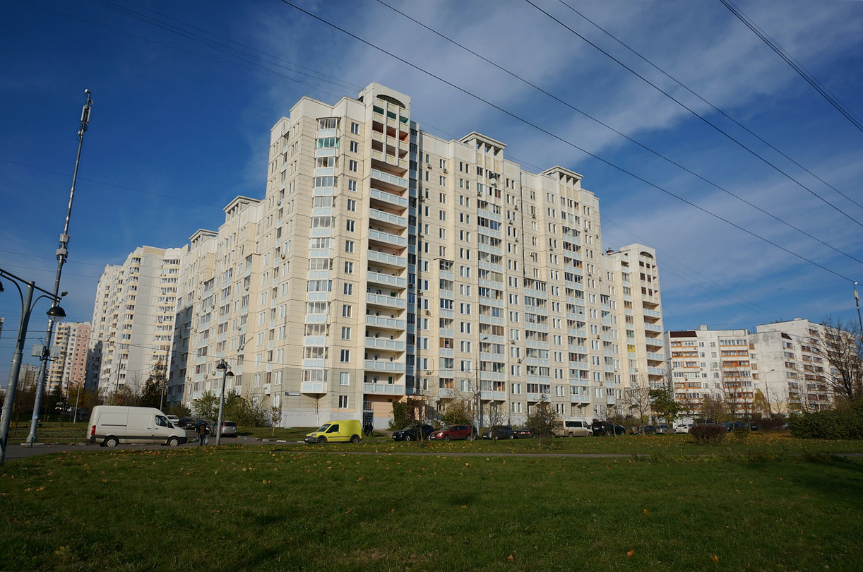 Moscow, Улица Адмирала Руднева, 12