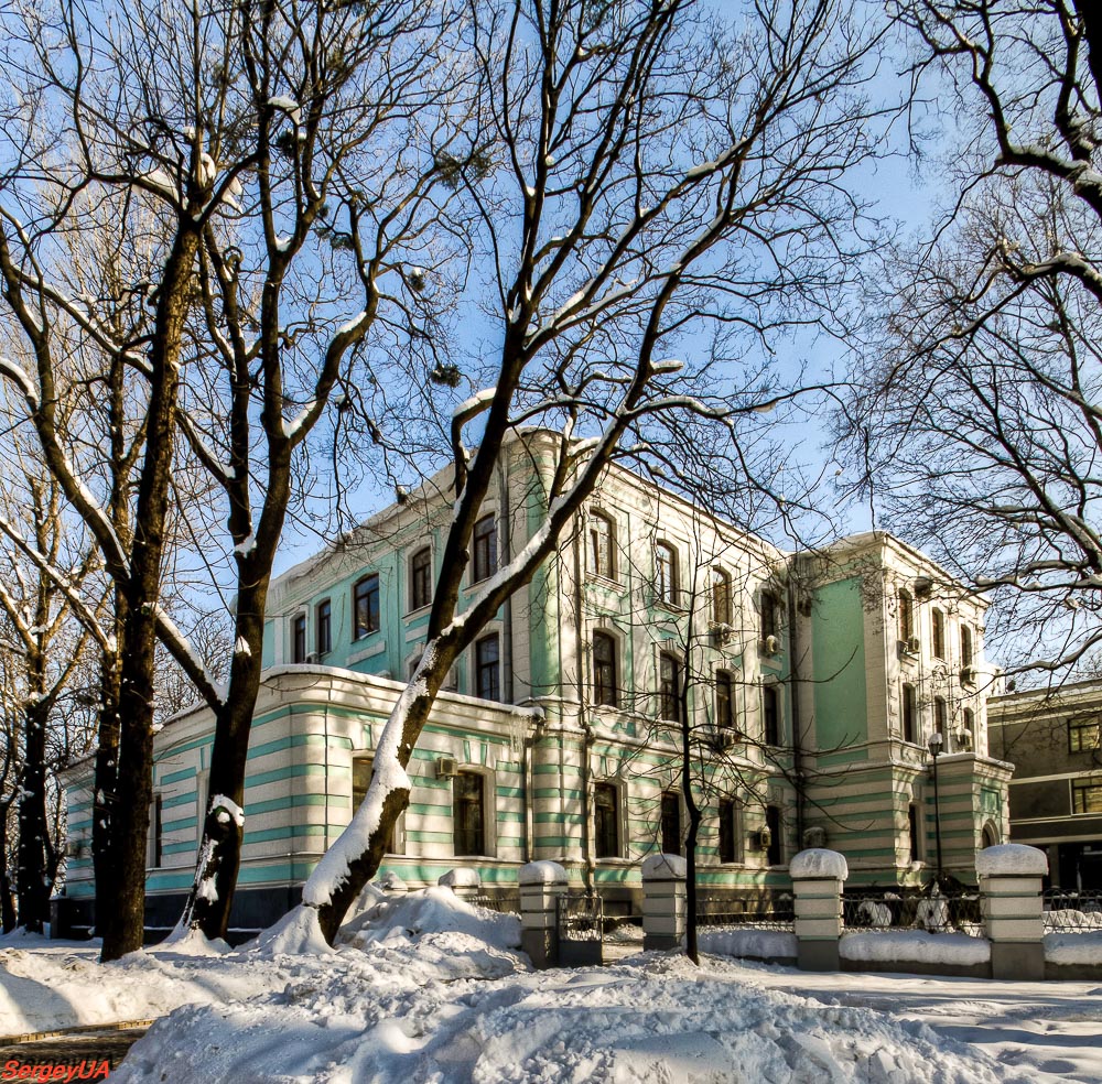 Киев, Улица Михаила Грушевского, 7