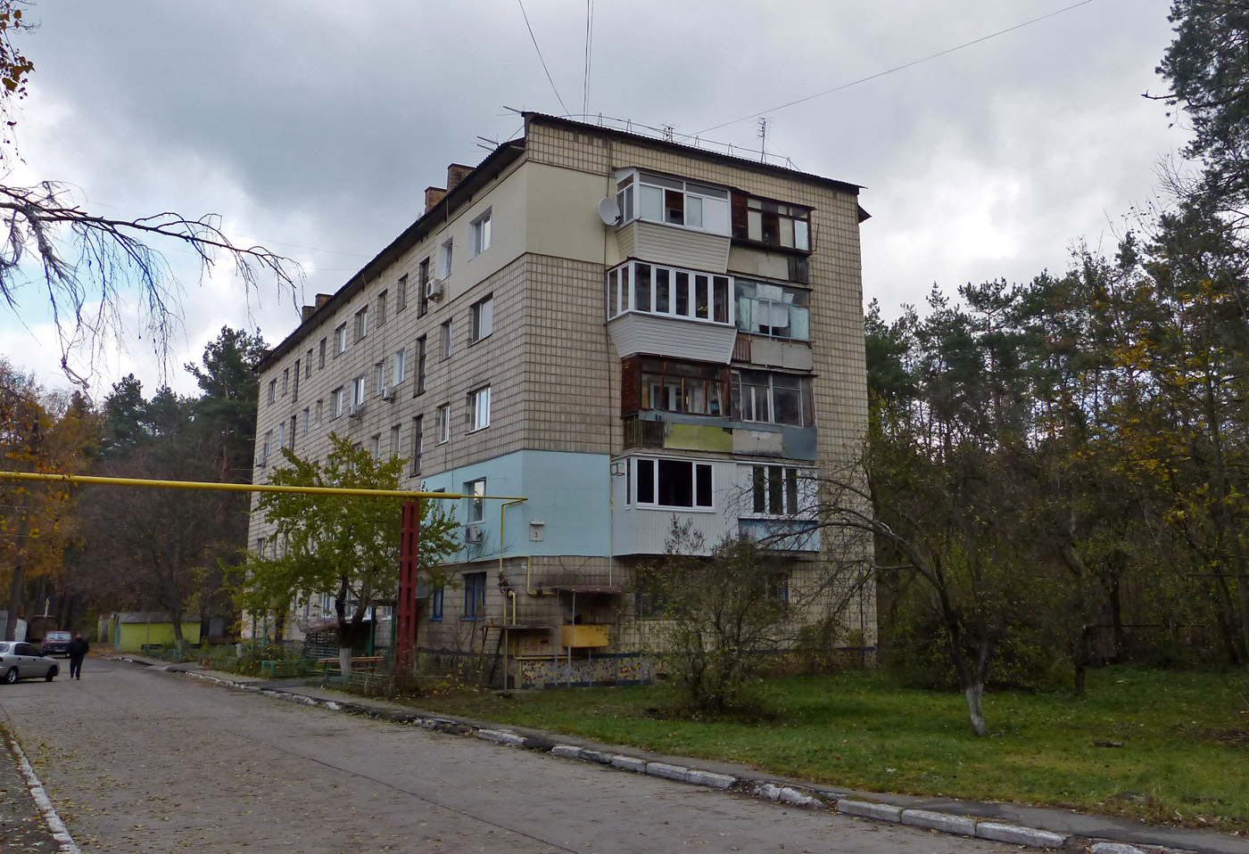 Киев, Светлая улица, 3