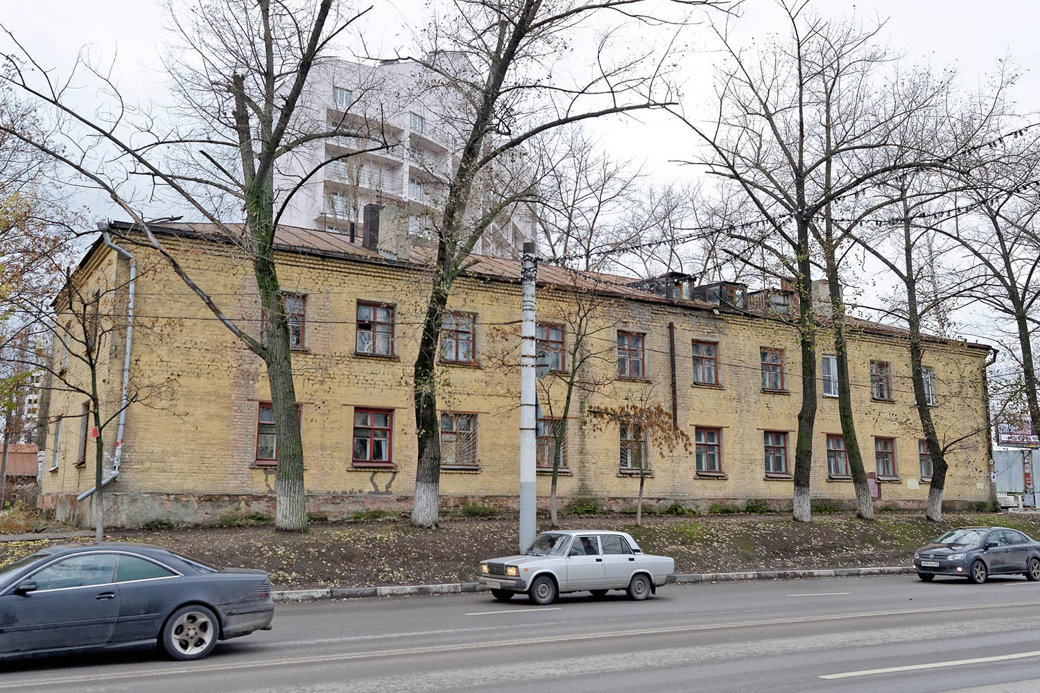 Воронеж, Ленинский проспект, 100/3
