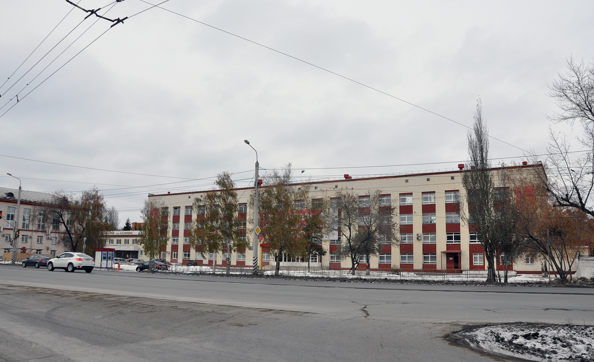 Омск, Улица 10 лет Октября, 195