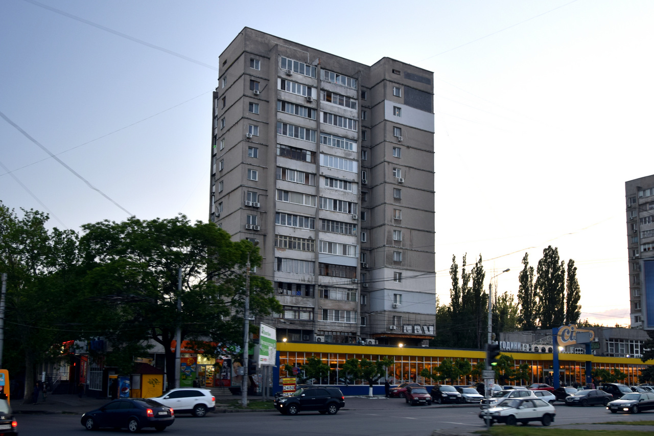 Одесса, Вулиця Академіка Філатова, 1