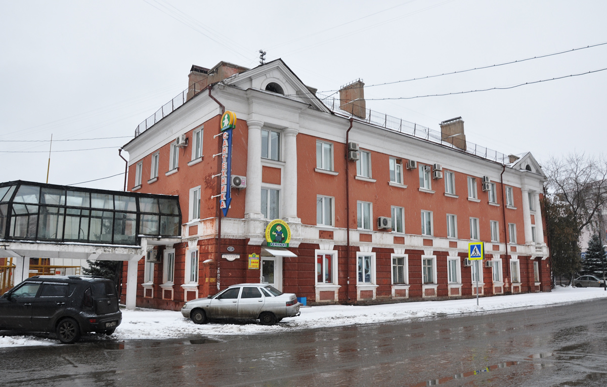 Омск, Улица Гусарова, 7