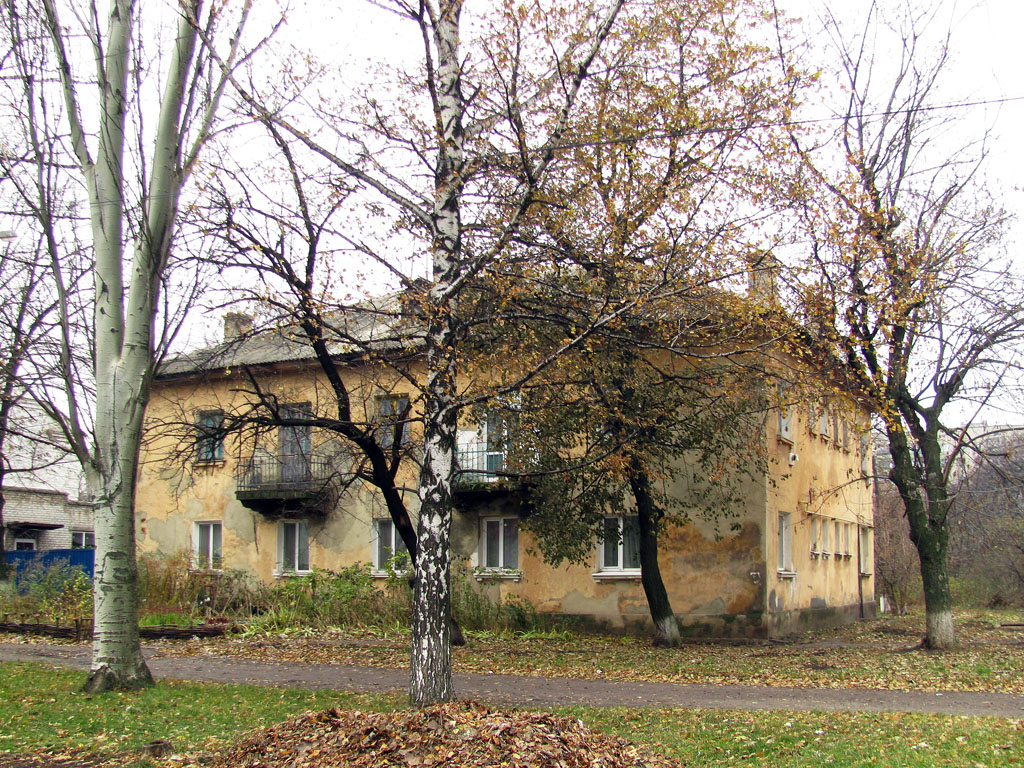 Попасная, Улица Суворова, 5