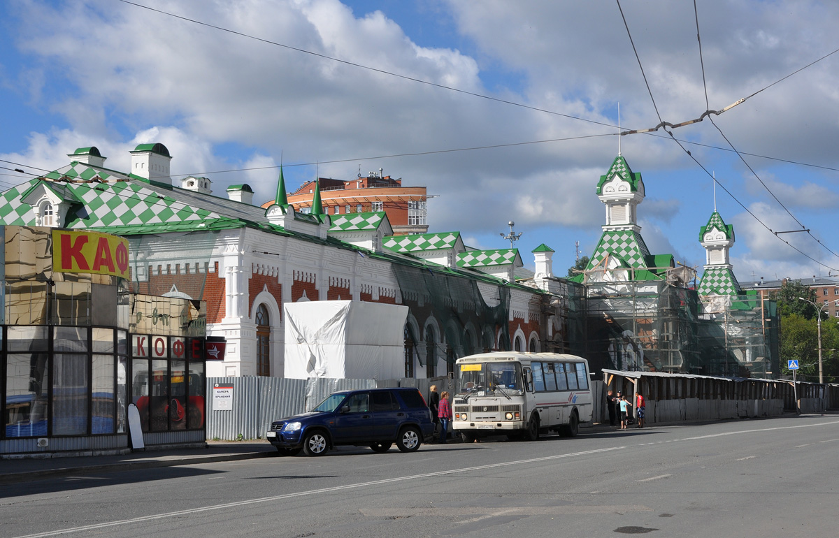 Пермь, Монастырская улица, 5