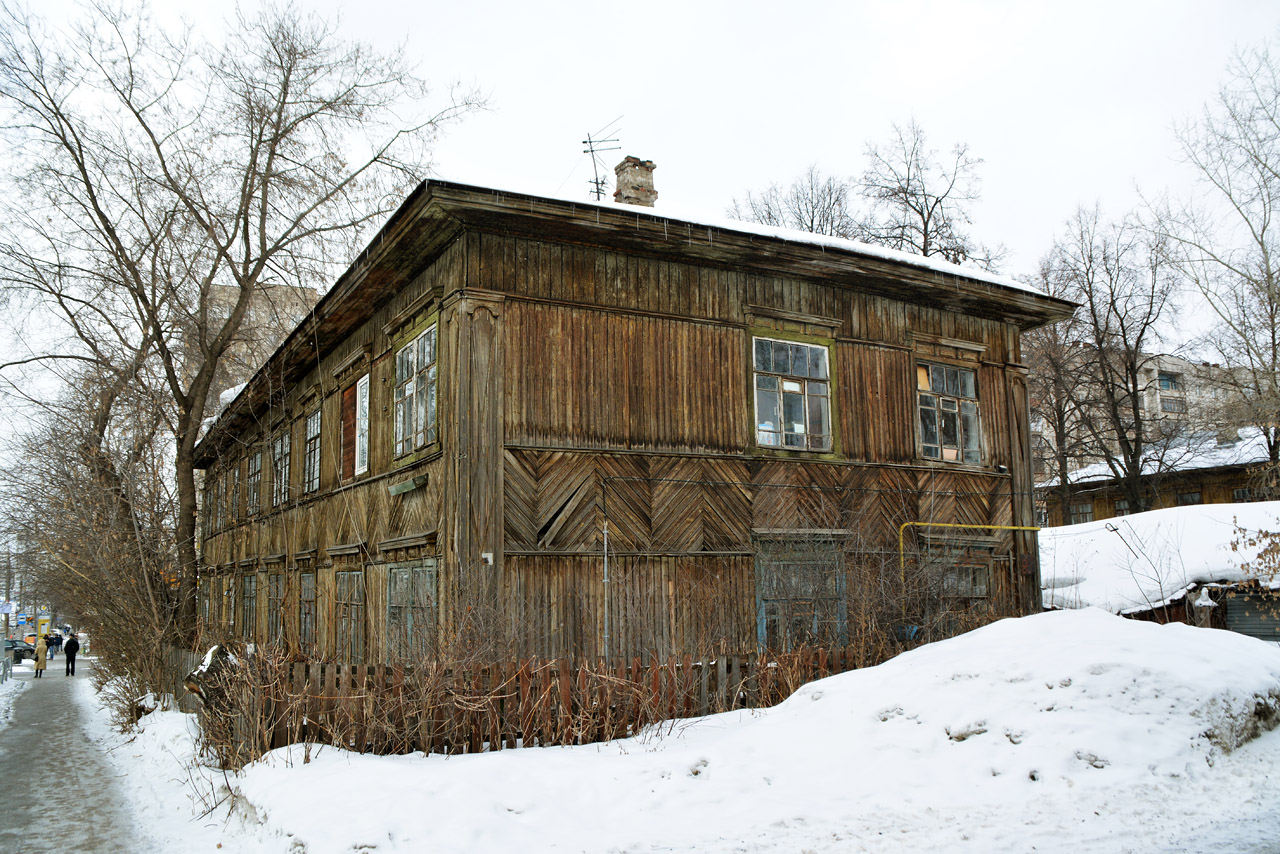 Perm, Улица Луначарского, 99 корп. 4